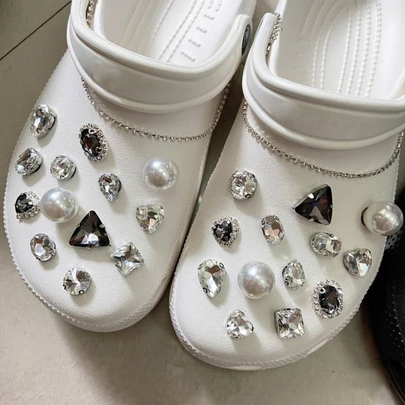 Zhuanshi02 Lyukas papucsokhoz kiegészítők, vintage fém ékszerek, leválasztható gyöngyös csat