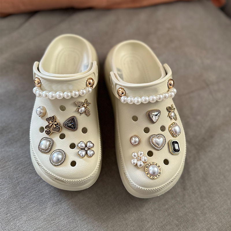 Zhuanshi02 Lyukas papucsokhoz kiegészítők, vintage fém ékszerek, leválasztható gyöngyös csat