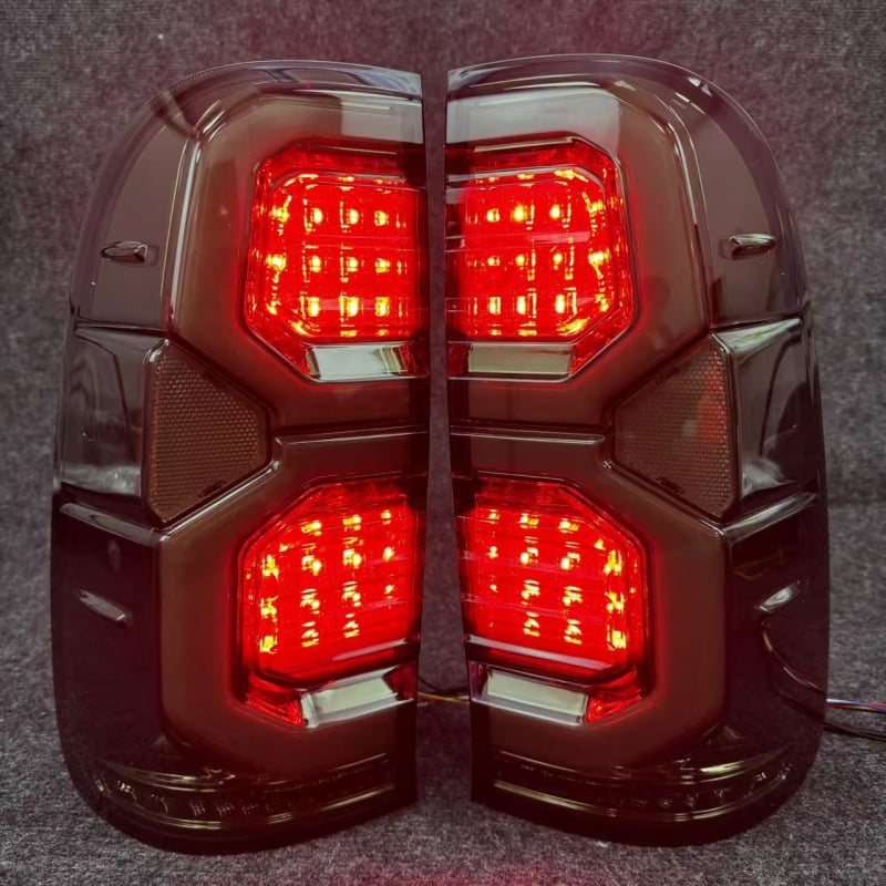 LED stražnje svjetlo Vigo za Hilux 04-15, 12V, 12W, 6000 lm