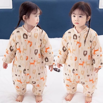 Vastag pamut alvózsák babáknak és kicsiknek, szétválasztható lábakkal a rúgások megelőzésére, állatmintás, belső bélés 100% pamut, töltet tiszta pamut