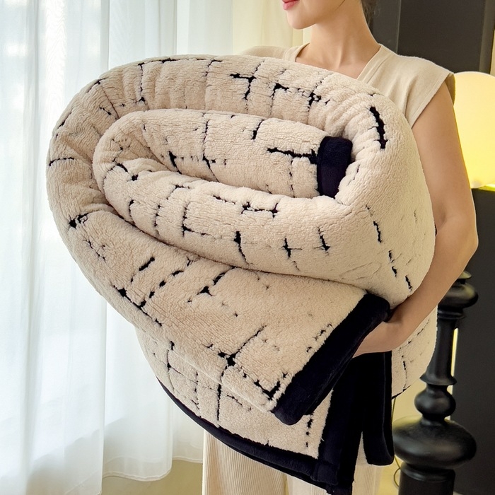 Zimska deka, poliestersko vlakno, 300 g/m², jednostavan modern stil