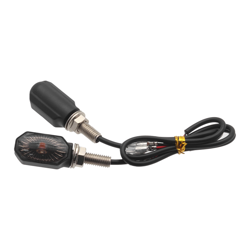 Motociklističko signalno svjetlo, LED, 12V, ZXD-410, plastika (Model: ZXD-410; Izvor svjetla: LED; Napon: 12V; Materijal: Plastika; Kompatibilni modeli: Različiti tipovi motocikala)