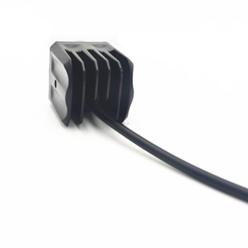 Motocikl LED reflektor za terenska vozila, 20W, 2000lm, 10–80V, IP68, LED 3570, model D18