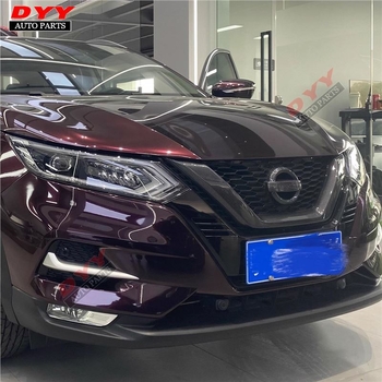 Nissan Qashqai 2019-2025: Crni okvir prednje mreže – dekorativna naljepnica za karoseriju