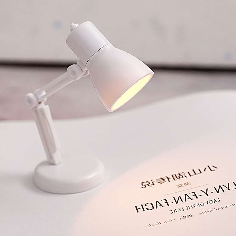 LED mini stolna lampa s ABS sjenilom, gumb za uključivanje, napajanje LR41 s tri ćelije, napon ≤36V, studijska lampa s zaštitom očiju