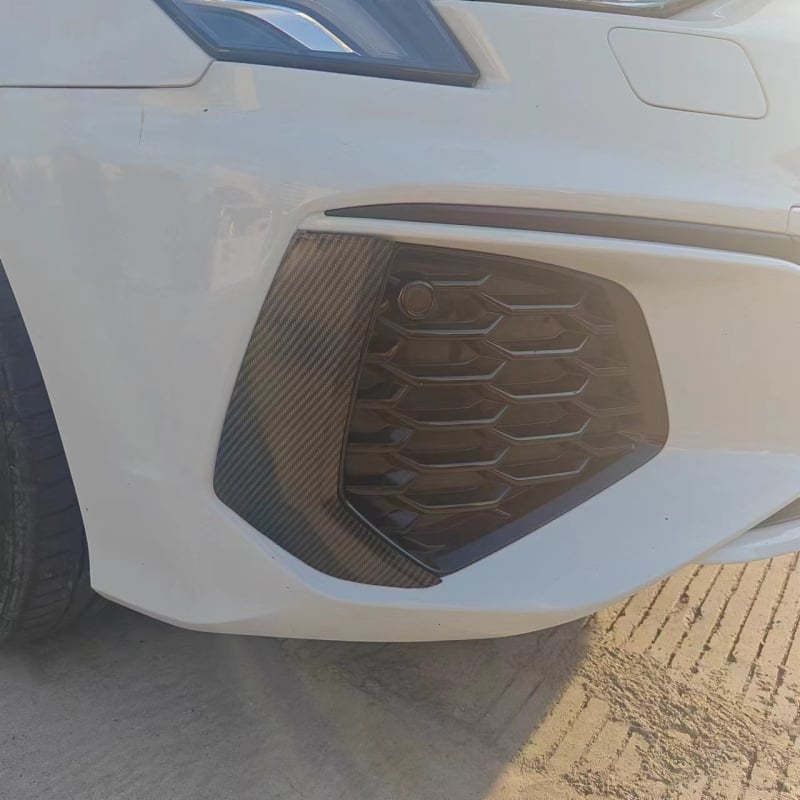 Audi A3 2021-2024 vanjski okvir mrežaste gril, ABS plast, ugradnja na blatnik, težina 3,7 kg