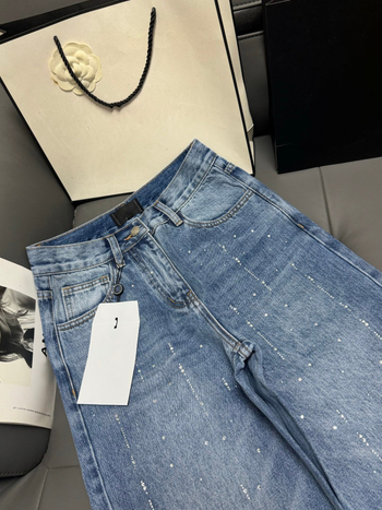 Traperice ravnog kroja, visokim strukom, denim pamuk, mikroelastičnost, hotfix kristali