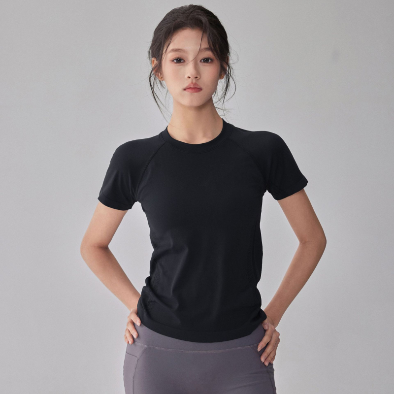 Majica za jogu i trčanje, kratki rukav, brzo sušeći nylon-spandeks materijal, slim fit, okrugli vrat, japansko-korejski ležerni stil