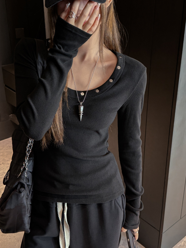 Tricou slim-fit cu mâneci lungi, guler rotund, culoare solidă, material poliester-spandex cu finisaj periat