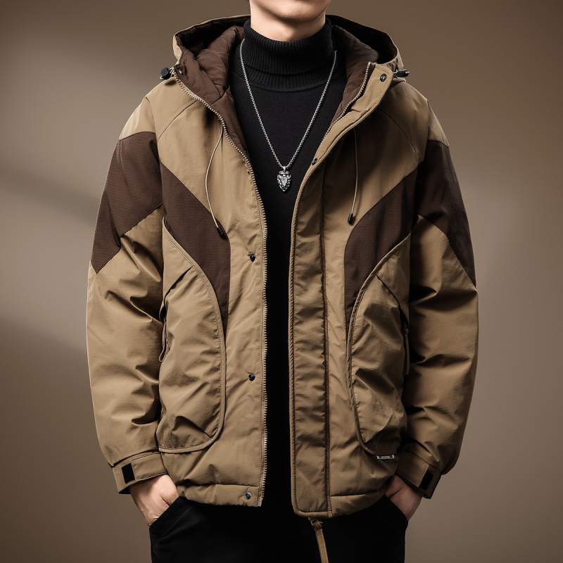 Мъжко полиестерено яке с качулка, свободен силует и цип, термоизолация, цветна блокова шарка, зимно ежедневие