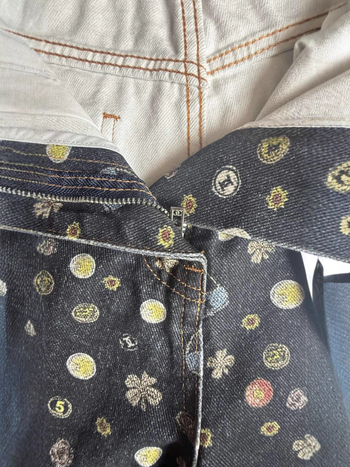 Дънки с висока талия, широки крачоли, деним, 80–90% памук, рельефна текстура