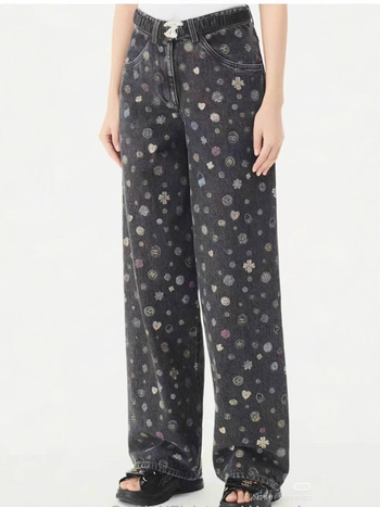 Дънки с висока талия, широки крачоли, деним, 80–90% памук, рельефна текстура