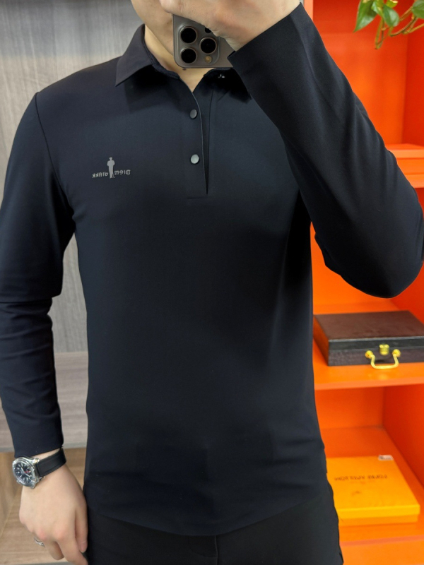 Ανδρικό πόλο με γιακά τύπου λαπέλ, μακριά μανίκια, εσωτερική φλίς επένδυση, ύφασμα από μίγμα βαμβακιού, στενή γραμμή