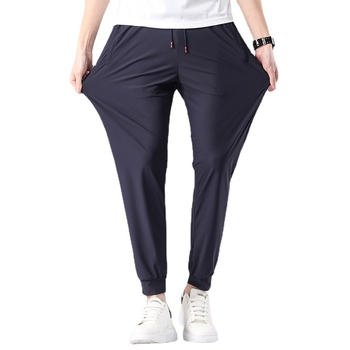 Muške prozračne sportske casual hlače od ice silk, srednji pojas, 100% viskoz, šnirno zatvaranje