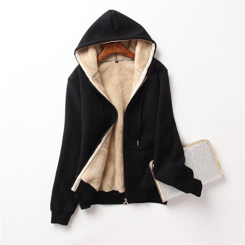 Ženski kapucnasti fleksi kardigan, debela pamukasto‑mješovita tkanina s flekso podstavom, zatvarač, patchwork paneli, srednja duljina 65-80 cm