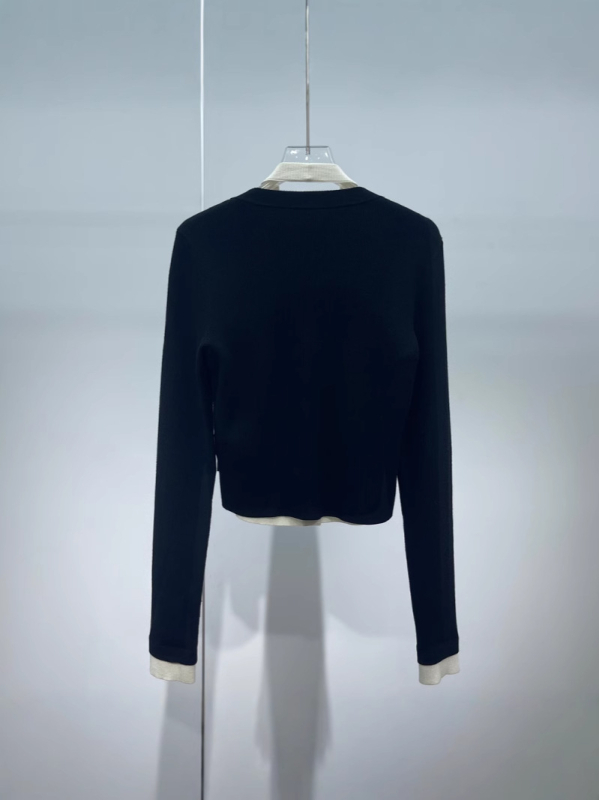 Lažni dvodijelni pleteni kardigan, dugi rukavi, V-izrez, uzorak boja, slim fit