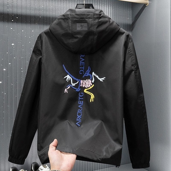 Muška jakna, uski kroj, bez kapulje, deblji Vinylon glavni materijal, jesen 2025