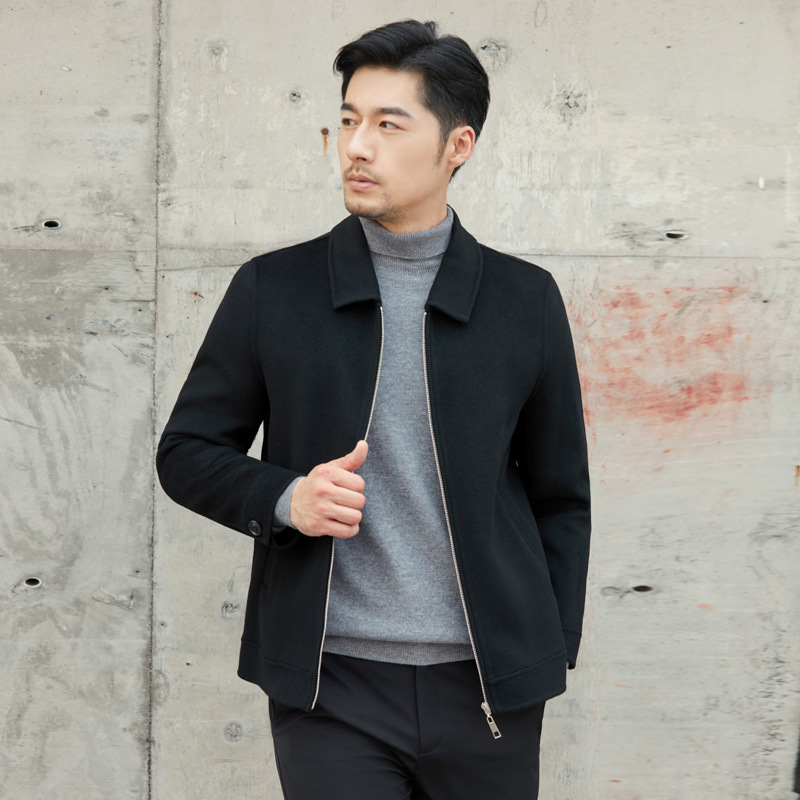 Muški vuneni kaput s patentnim zatvaračem, bez ovratnika, jednobojne boje, bočne džepove, zaobljeni rub, zimski