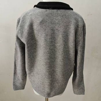 Pleten kardigan, gradski elegantan stil, dugi rukavi, polo ovratnik, zatvaranje na jednu kopču, proljeće 2025