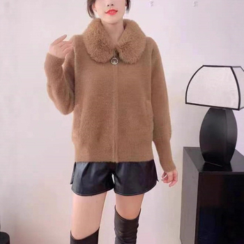 Női kötött kardigán cipzárral és szőrme gallérral, hosszú ujjú, elegáns munka-stílus