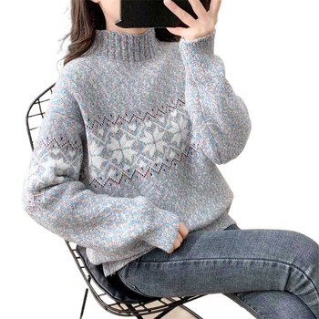 Pleteni pulover od ovčje vune i Ice Silk — polu-visoki ovratnik, slobodan kroj, princevski rukavi