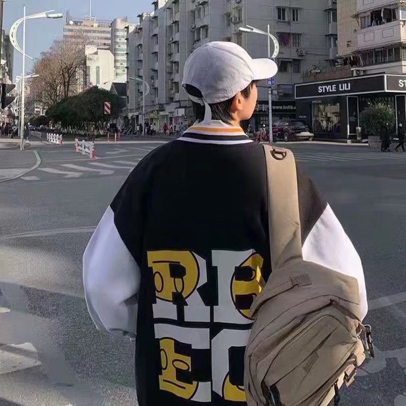 Jakna s printom, opuštena silueta, stojeći ovratnik, dugi rukavi, mješavina pamuka i poliestera