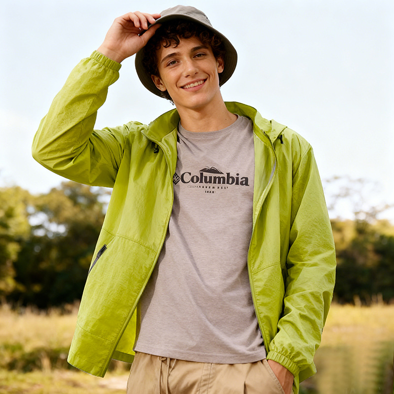 Muška jakna s kapuljom, prednje zatvaranje na zip, poliester smjesa 95%, uski kroj