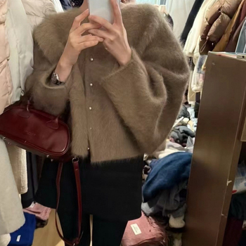 Mink pulóver hosszú ujjú, gombos gallér, japán-koreai lazító stílus, tél 2025