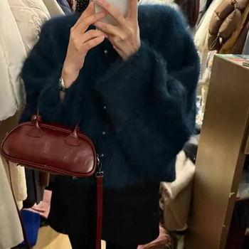 Mink pulóver hosszú ujjú, gombos gallér, japán-koreai lazító stílus, tél 2025