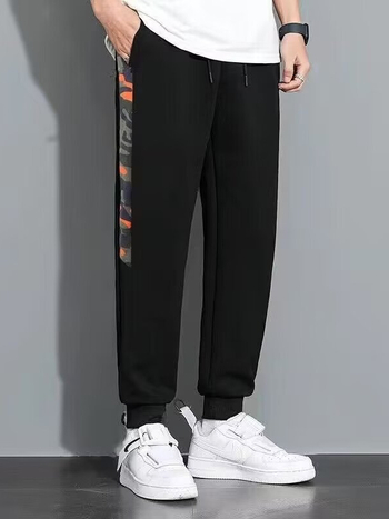 Ανδρικά καμουφλαρισμένα παντελόνια φόρμας με χαλαρή γραμμή, στενά τελειώματα, διπλό φερμουάρ, πολυεστέρας