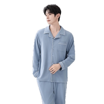 Мъжки пижамен комплект с мъхест флис, дълги ръкави и дълги панталони, яка с ла-пел, 90–95% полиестер, 201–250 г/м², за зима, пролет и есен, луксозен стил