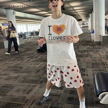 Uniszex háló capri short – Teljes felületű szív minta, húzózsinóros derék, hálós anyag, egyenes szabás