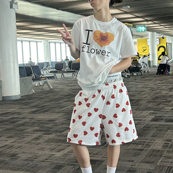 Uniszex háló capri short – Teljes felületű szív minta, húzózsinóros derék, hálós anyag, egyenes szabás