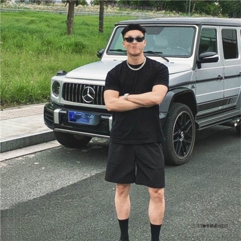 Férfi kültéri gyorsan száradó, lélegző rövidnadrág, középmagas derekú, egyenes szabású, mikroelasztikus