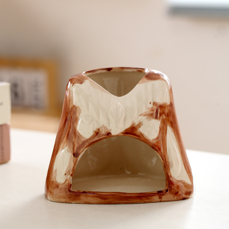 Kerámiából készült hörcsög ház, fa üreg imitációval, kerek alakú, vízálló, belső használatra