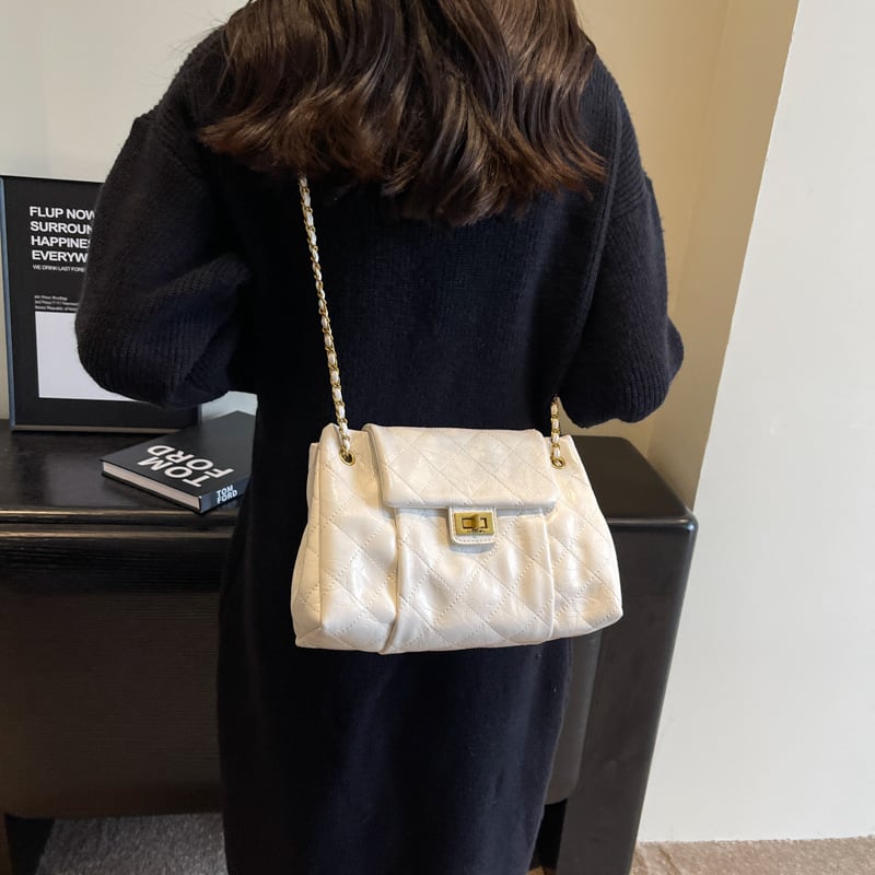Casual retro torba preko ramena s lancem za žene — PU materijal • vodoravni kvadratni oblik • poliester podstava • zatvoren otvor
