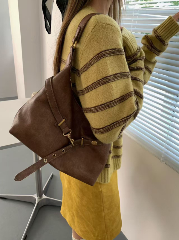 Tote torba, gradski jednostavan stil, PU materijal, vodoravni kvadratni oblik, zip zatvarač, marka Youpinge