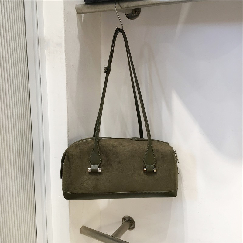 PU koža ramenska crossbody torba, Grass podstava, zatvaranje kapom, proljeće 2025 izdanje, svakodnevna upotreba