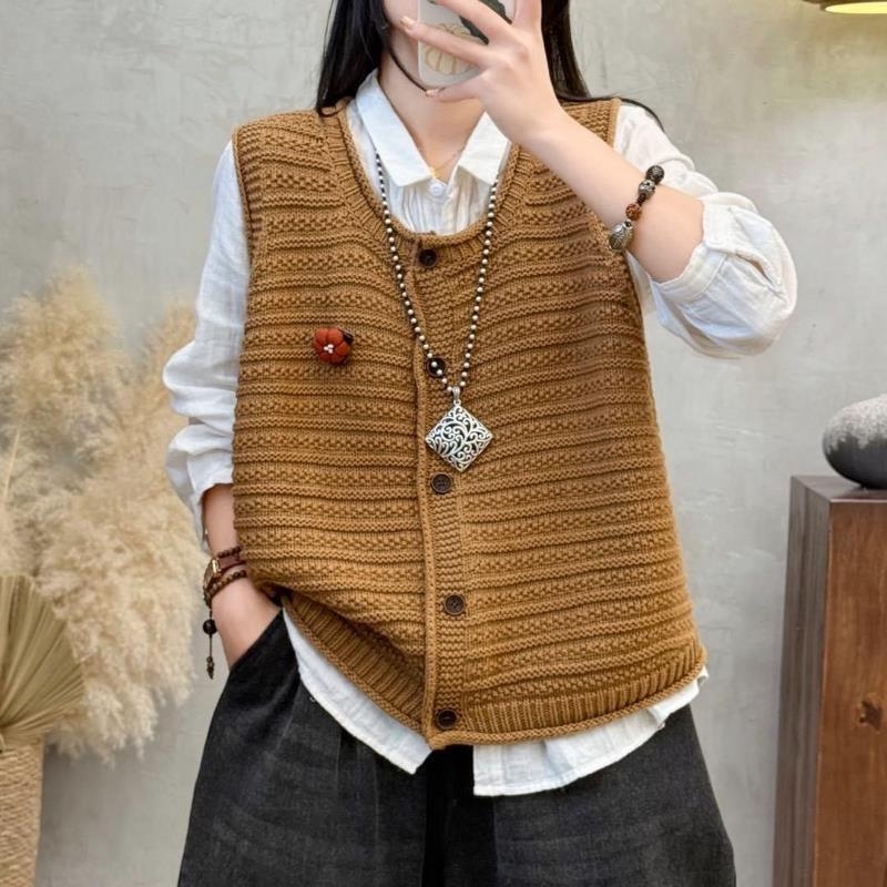 V-nyakú kötött mellény, ultra rövid, laza szabású, egyszínű, kasmírral és gyapjú töltettel, női, tavasz 2025
