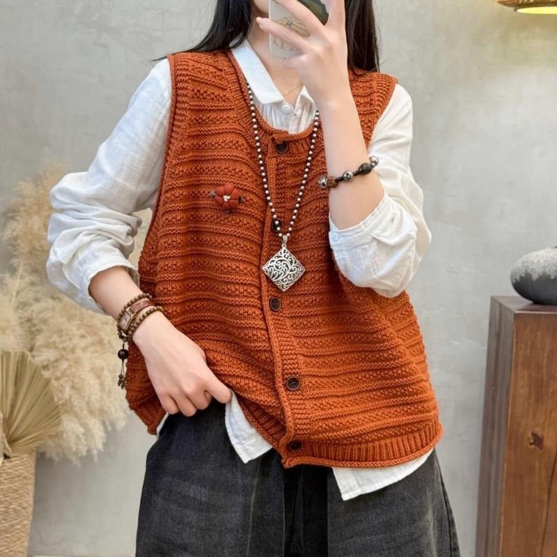V-nyakú kötött mellény, ultra rövid, laza szabású, egyszínű, kasmírral és gyapjú töltettel, női, tavasz 2025