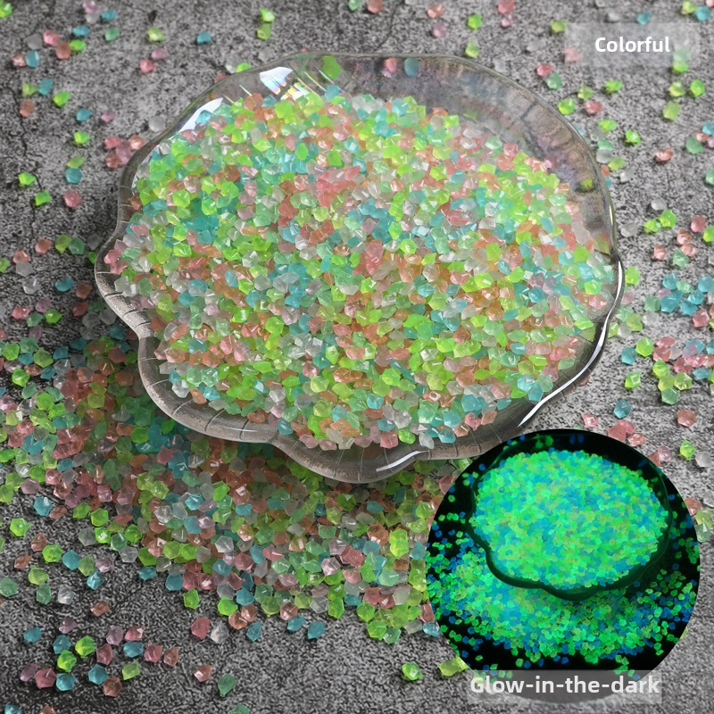 Nisipuri și pietre fluorescente pentru amenajări peisagistice și acvarii – origine China, cutie cu 100 bucăți, 0.025 kg/buc