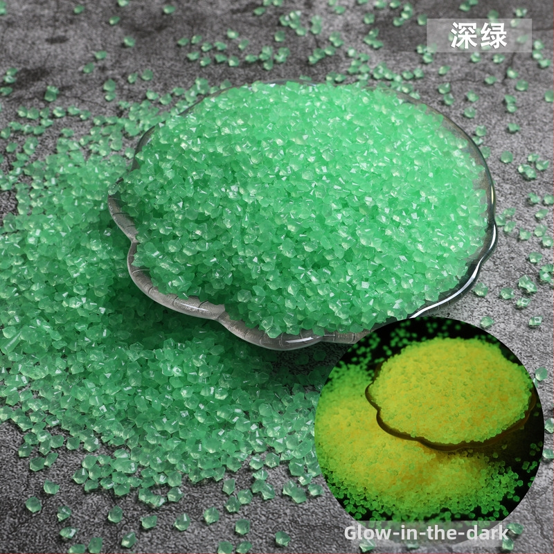 Nisipuri și pietre fluorescente pentru amenajări peisagistice și acvarii – origine China, cutie cu 100 bucăți, 0.025 kg/buc