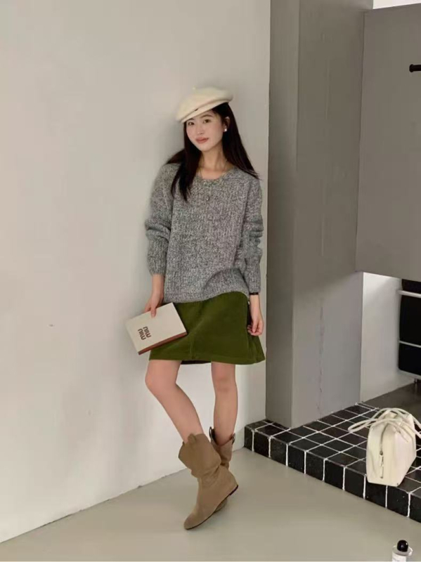 Pleteni pulover s cvjetnom vezenom u korejskom stilu za žene, okrugli izrez, dugi rukavi, debeli mekani pleteni materijal