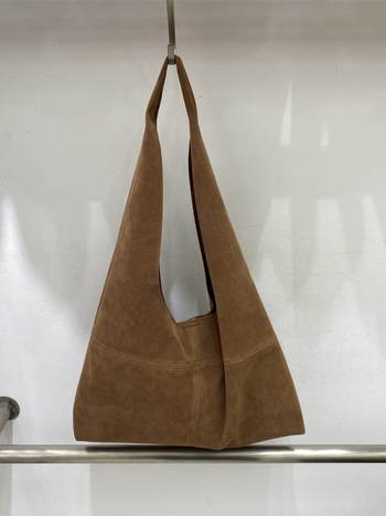 Torba preko ramena u uličnoj modi, PU materijal, mekana konstrukcija, velika zapremina, s jednim remenom, jesen 2024, za svakodnevnu upotrebu