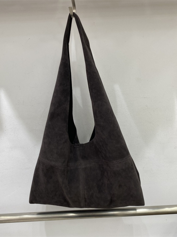 Torba preko ramena u uličnoj modi, PU materijal, mekana konstrukcija, velika zapremina, s jednim remenom, jesen 2024, za svakodnevnu upotrebu