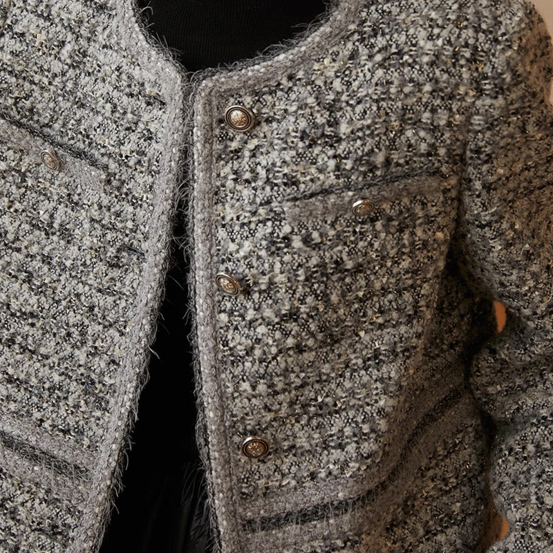 Ženska kratka tweed jakna, patchwork karirani uzorak, poliester tkanina, slobodan kroj, okrugli izrez