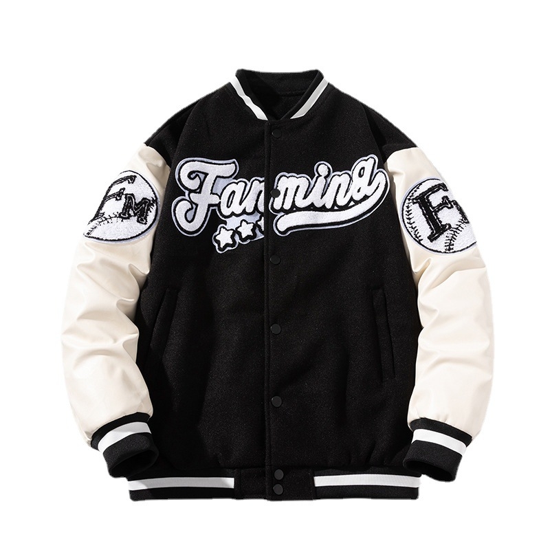Baseball kabát hímzéssel, laza szabás, álló gallér, egyrészes gombolás, vastag poliészter anyag