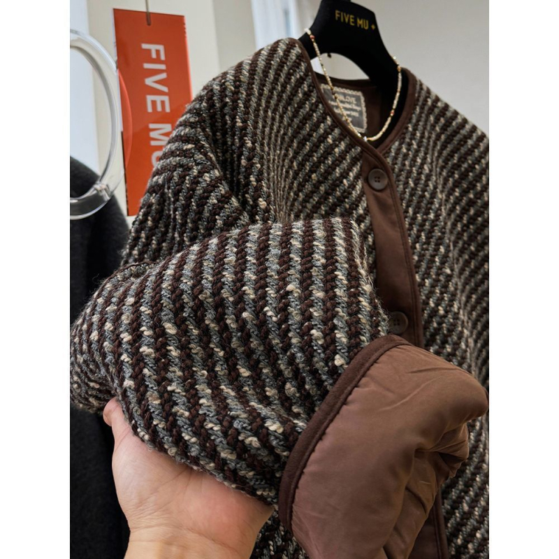Ženski tweed kaput u korejskom stilu — poliester-elastanski spoj, 3D uzorak, kratka duljina, uski kroj