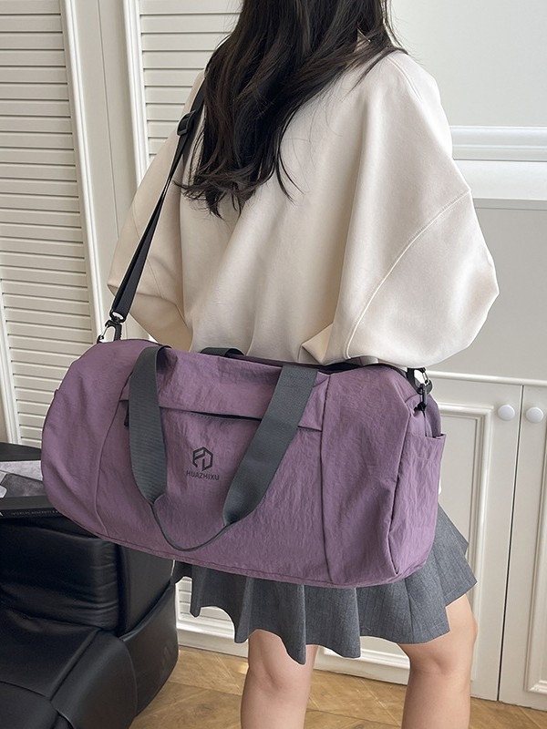 Torba za putovanje preko ramena (crossbody), velika kapaciteta 20–35 L, najlon, ultra lagana, sklopiva, podstava od poliester materijala, casual stil putovanja