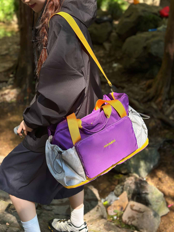 Putna torba s proširivim kapacitetom 20–35L, najlon materijal, lagana i prozračna, odjeljak za suho/vlago, poliester podstava